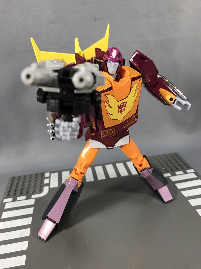 Masterpiece MP-40 Targetmaster Hot Rod In Hand Photos With